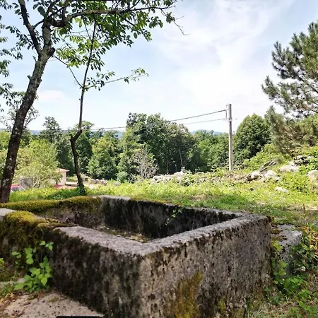 Prázdninový dům Sarmantna Kamena Kuca Sarita *