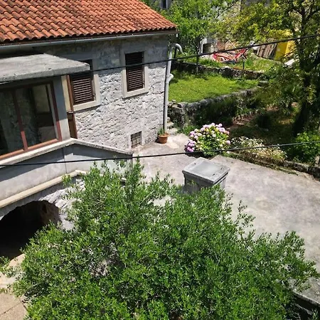 Sarmantna Kamena Kuca Sarita Prázdninový dům